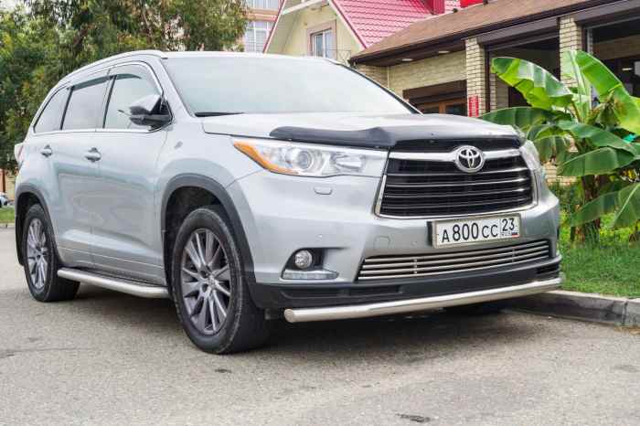 Hybrid hr cheapest chr 5dr cvt vvt alcantara 122ps stop consider toyotas hybrids multidrive